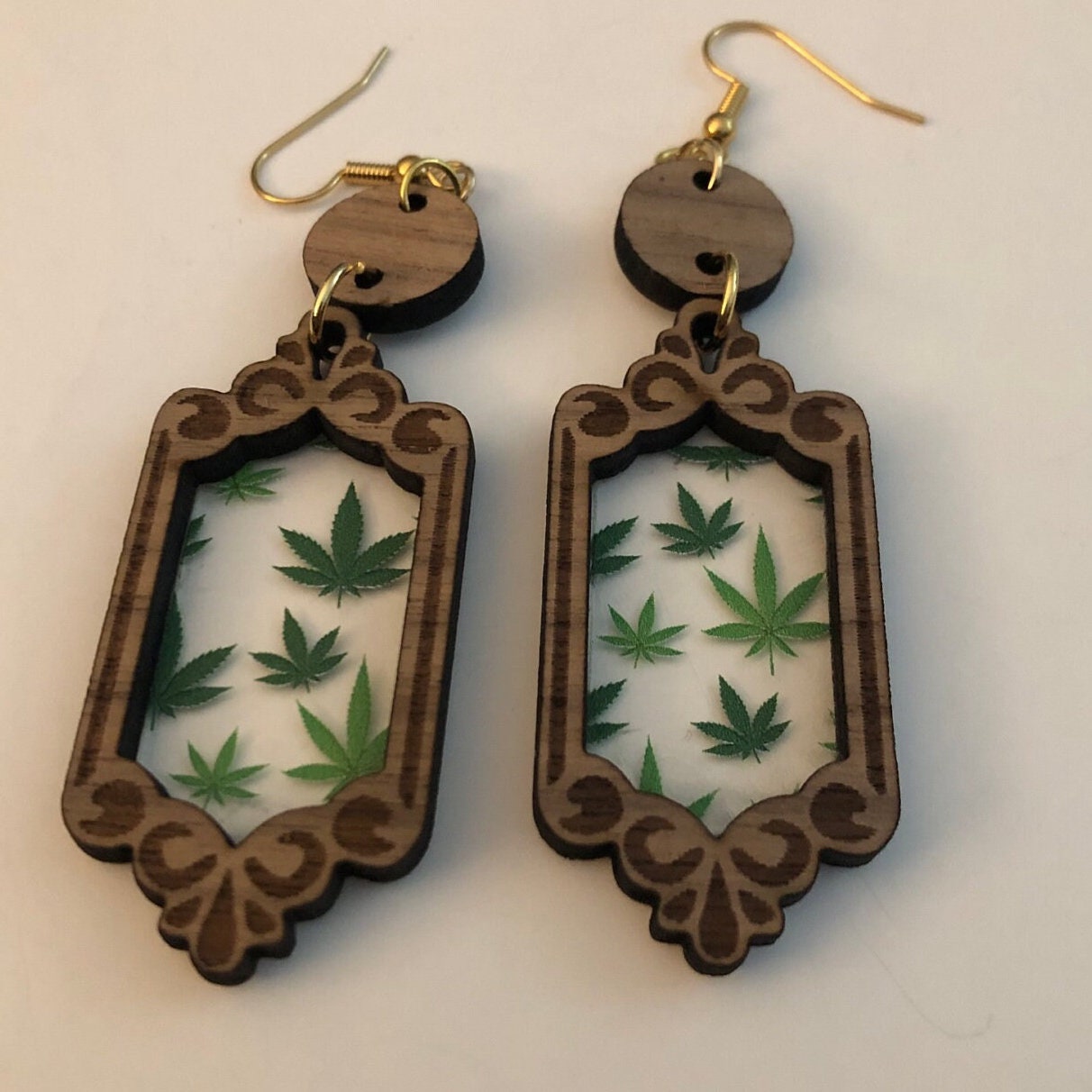 Earrings - Magic leaf 420 mary jane