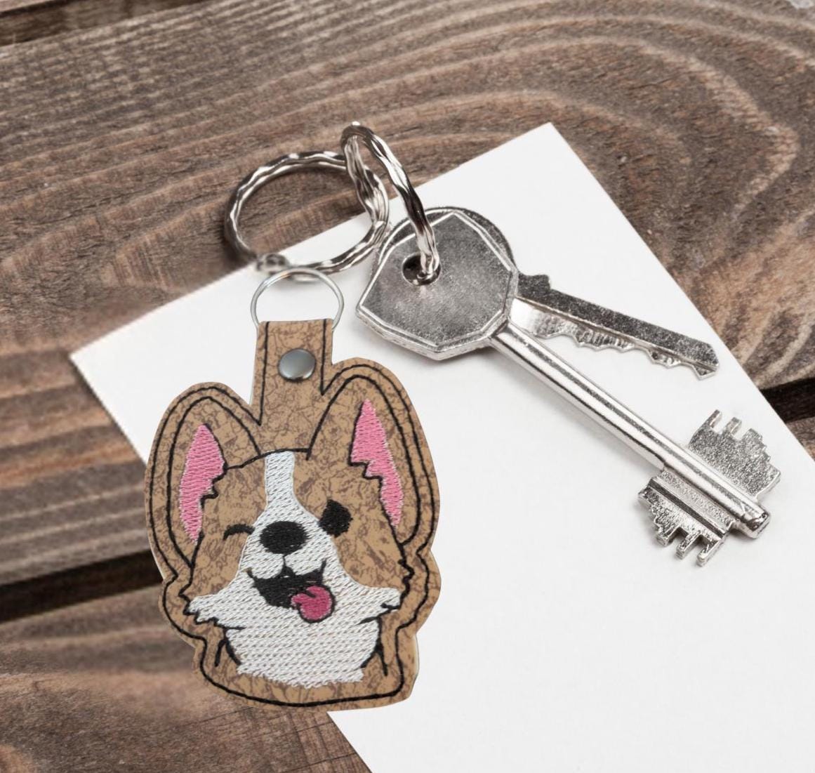 Keychain Dog lover - embroidered