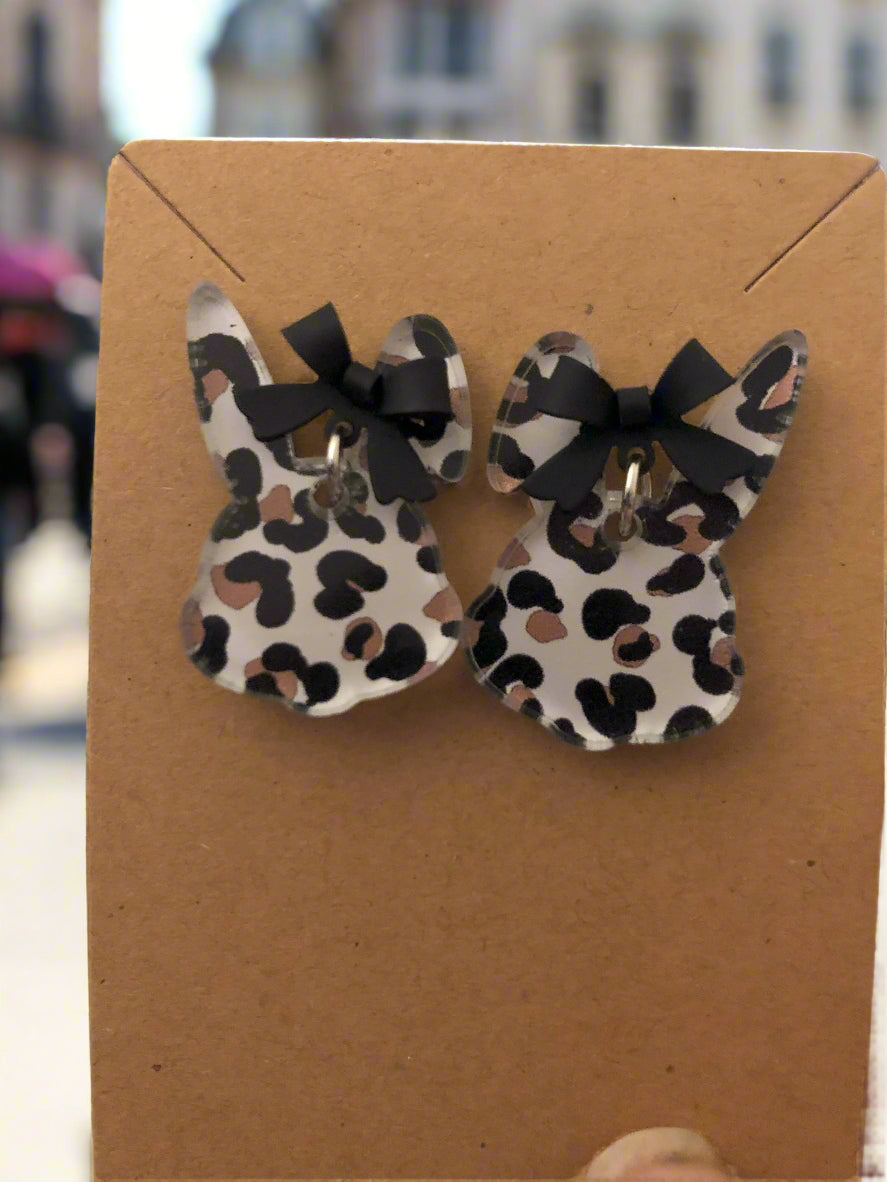 bunny earrings with bow studs