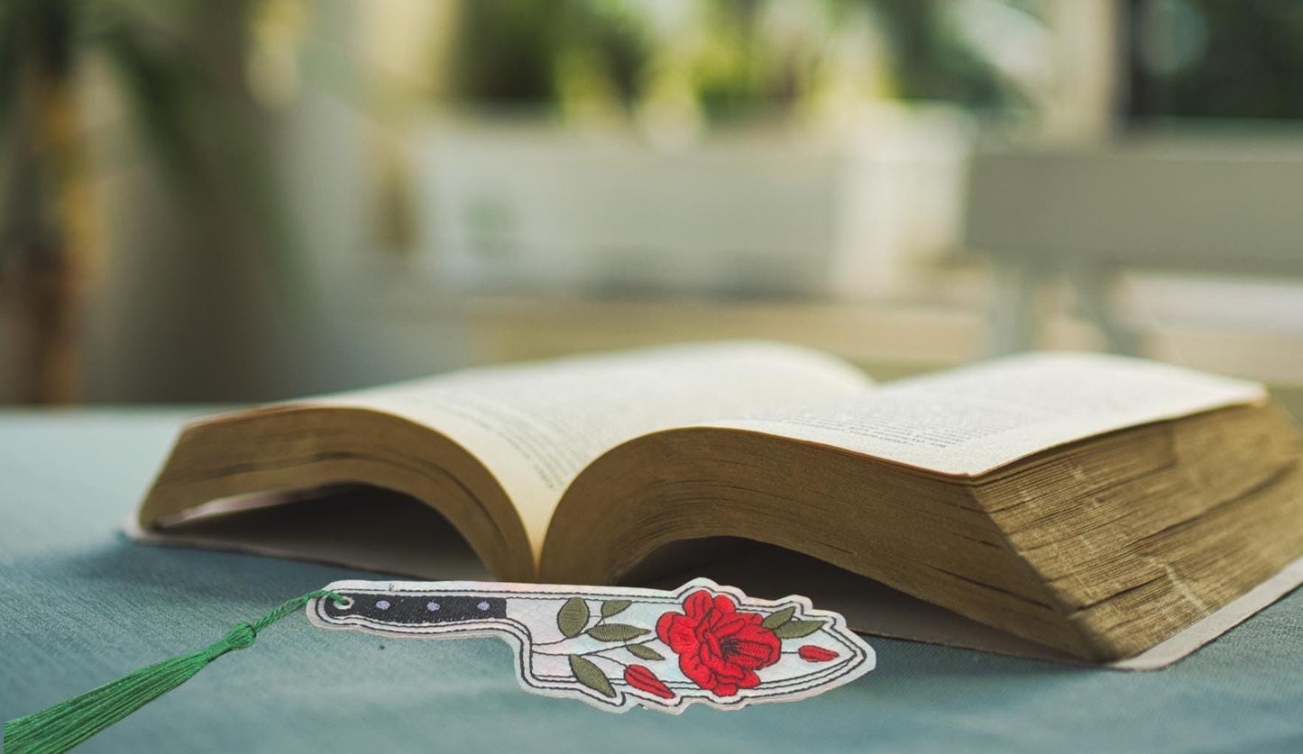 Bookmark - embroidered gift book lover books